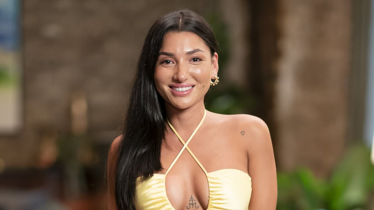 alert-–-ella-ding-doesn’t-look-like-this-anymore!-mafs-star-gets-huge-makeover-after-snubbing-domenica-calarco’s-new-podcast-amid-‘fallout’