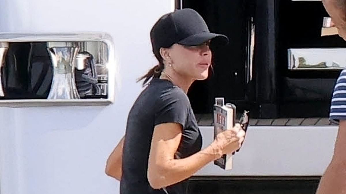 alert-–-victoria-beckham-and-shirtless-husband-david-share-similar-taste-in-books-as-they-read-chilling-thrillers-by-same-author-while-soaking-up-the-sun-on-their-16m superyacht-in-miami