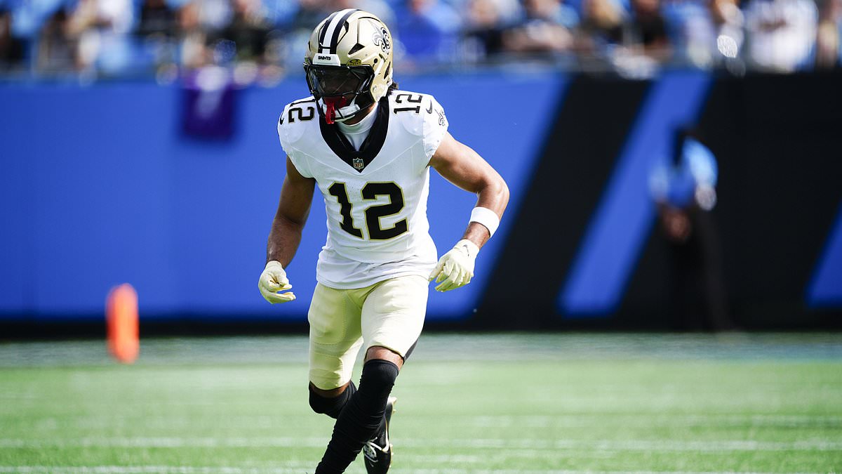 alert-–-saints-star-chris-olave-lies-motionless-on-the-turf-after-frightening-collision-in-game-against-the-panthers