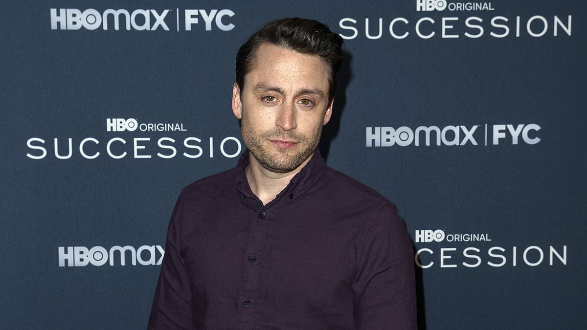 alert-–-kieran-culkin-opens-up-about-the-death-of-older-sister-dakota-16-years-after-the-tragic-loss