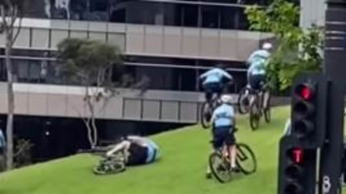 alert-–-nsw-police-officer-falls-off-his-bike-while-trying-to-cycle-up-a-steep-hill