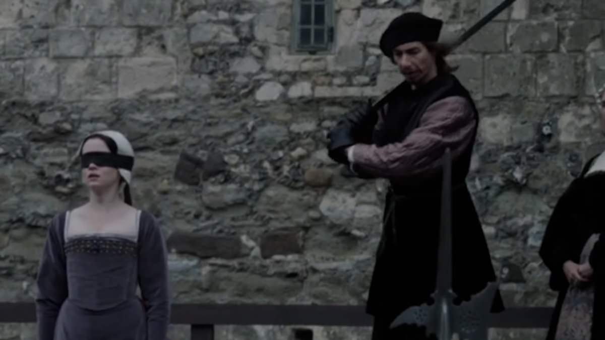 alert-–-the-truth-about-how-accurate-that-shocking-wolf-hall-scene-showing-anne-boleyn’s-execution-really-was