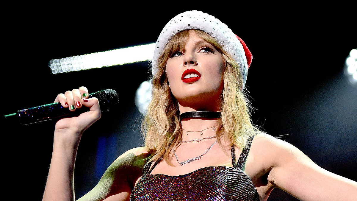 alert-–-taylor-swift-fans-are-rushing-to-buy-hundreds-of-dollars-of-her-holiday-merch:-‘tis-the-damn-season!’