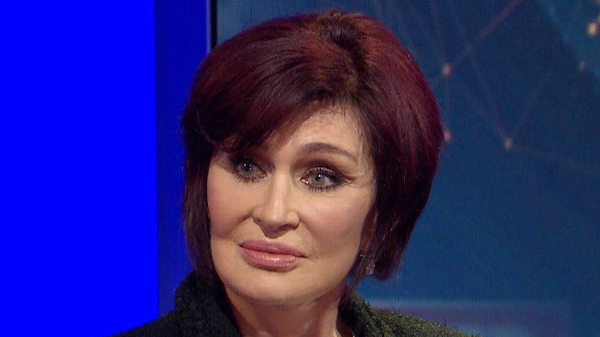 alert-–-sharon-osbourne,-72,-sparks-surgery-fears-with-taut-visage-three-years-after-‘cyclops’-facelift