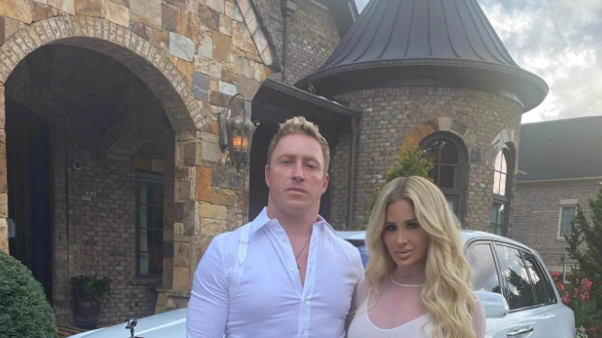 alert-–-kim-zolciak-and-ex-kroy-biermann-schedule-auction-for-their-$3.95m-marital-home