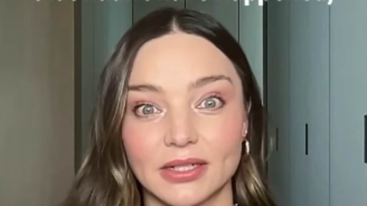 alert-–-miranda-kerr-recalls-how-her-first-boyfriend-died-in-a-sudden-accident-and-she-lost-a-baby-boy-in-a-miscarriage:-‘if-that-hadn’t-have-happened,-i-may-have-been-a-country-bumpkin’