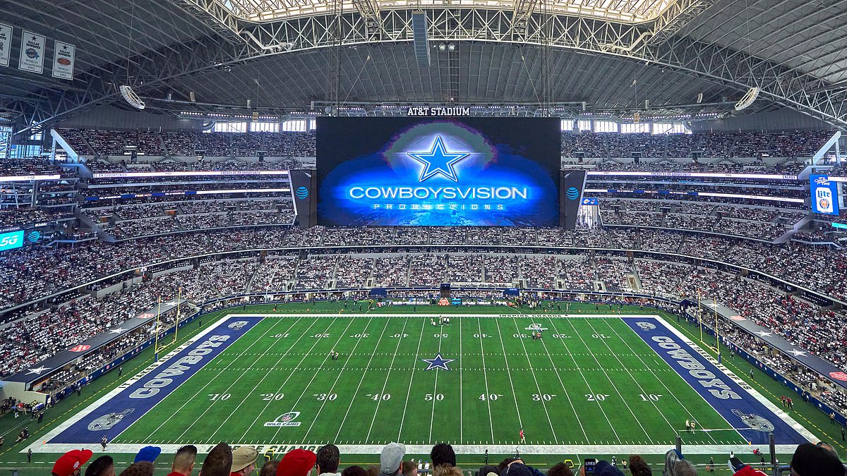 alert-–-cowboys-narrowly-avoid-tragedy-as-at&t-stadium-roof-collapses-onto-field-before-texans-matchup