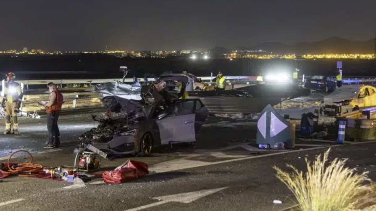 alert-–-horrifying-picture-shows-mangled-car-after-‘drug-smuggler’s-speedboat’-came-loose-in-spanish-road-smash-that-left-two-brit-golfers-dead