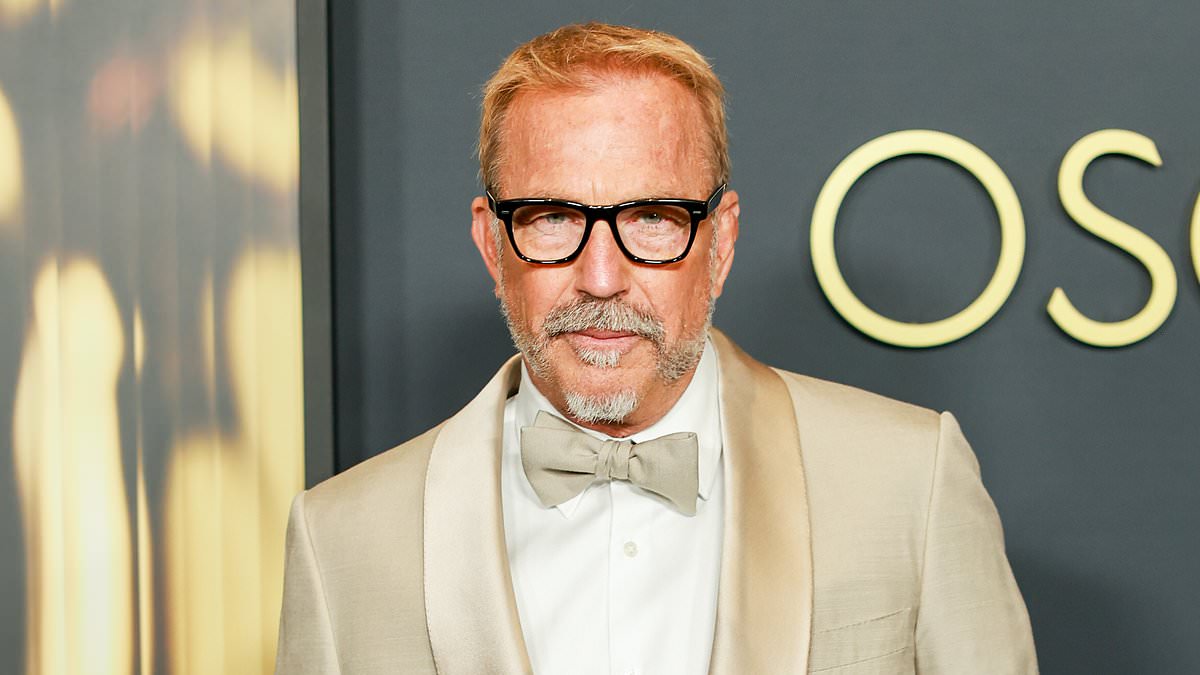 alert-–-kevin-costner-and-sharon-stone-were-‘flirty’-at-hollywood-event-after-she-defended-him-during-his-nasty-divorce