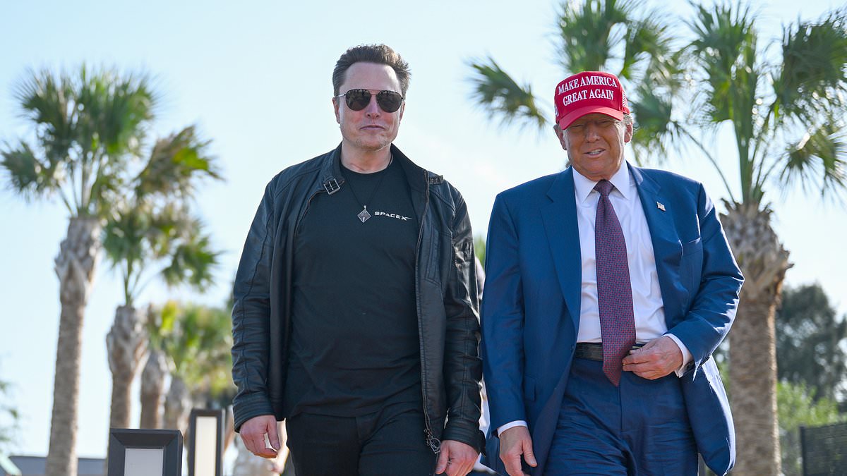 alert-–-donald-trump-attends-spacex-launch-in-south-texas-alongside-elon-musk-and-granddaughter-kai