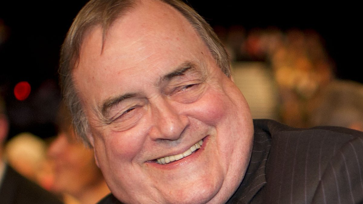 alert-–-john-prescott-dead-aged-86:-former-deputy-prime-minister-passes-away-after-battle-with-alzheimer’s,-his-family-say