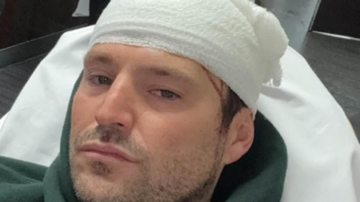 alert-–-mark-wright-rushed-to-las-vegas-hospital-with-horrific-head-injury-needing-30-stitches