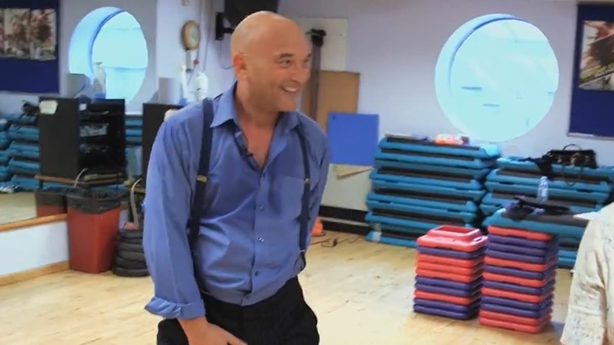 alert-–-watch-the-moment-gregg-wallace-touches-his-crotch-and-declare-he-‘never-wears-underwear’-during-strictly-rehearsals-–-following-the-masterchef-host-stepping-down-amid-miscount-probe