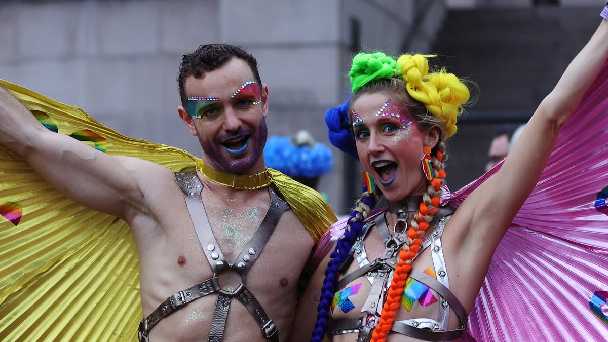 alert-–-sydney-gay-and-lesbian-mardi-gras-festival-reports-record-$1.2million-loss,-prompting-fears-for-its-future