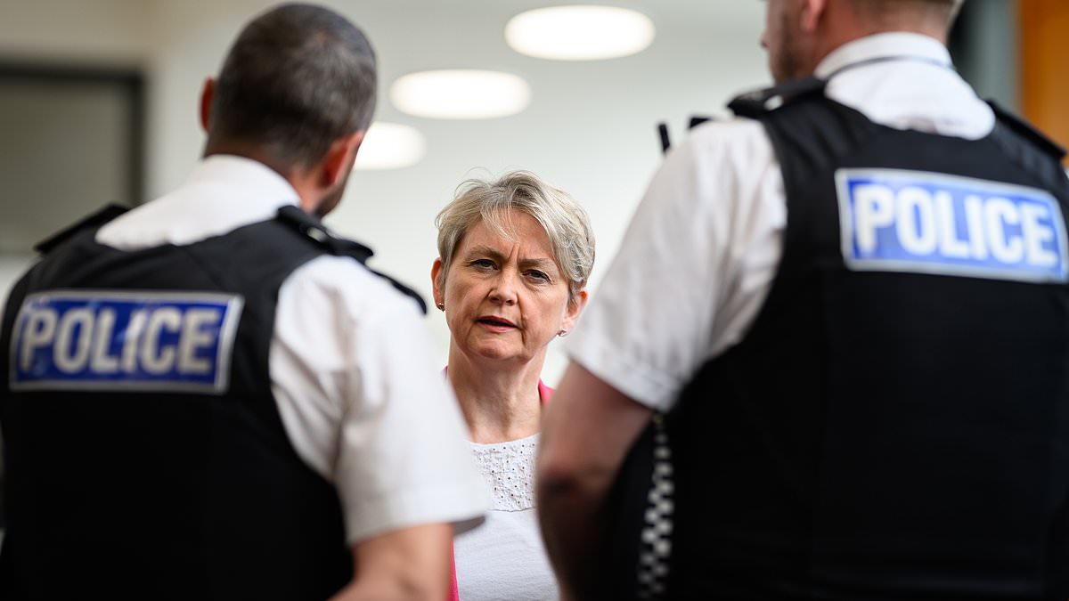 alert-–-yvette-cooper-faces-revolt-from-police-chiefs-as-they-warn-thousands-of-officer-jobs-will-have-to-be-cut-over-her-cop-funding-plan