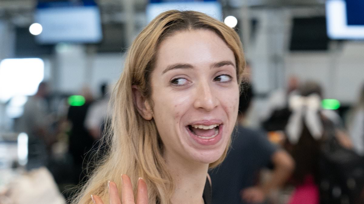 alert-–-i’m-a-celebrity’s-gk-barry-and-jane-moore-head-home-after-their-jungle-stint-in-australia-as-they’re-spotted-checking-in-at-brisbane-airport