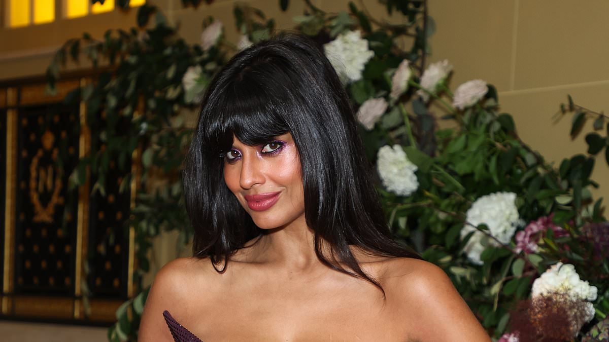 alert-–-eden-confidential:-jameela-jamil-says-men-who-made-her-fake-porn-are-cowards