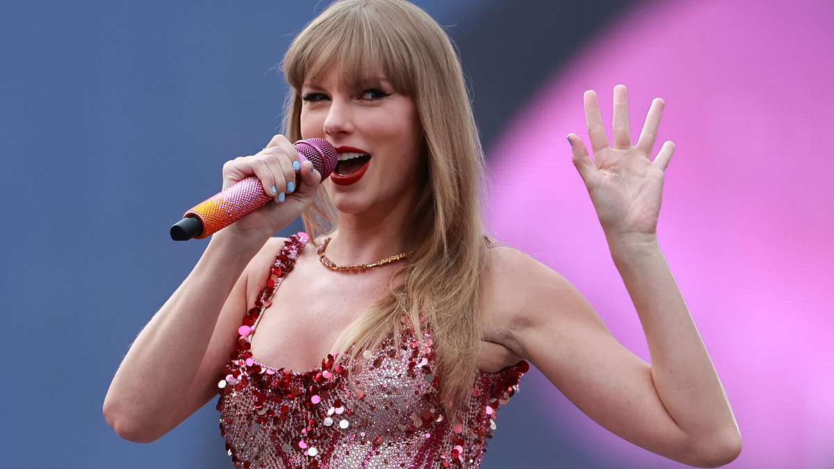 alert-–-taylor-swift’s-hilarious-three-word-response-to-fan’s-travis-kelce-confession-goes-viral-on-her-birthday