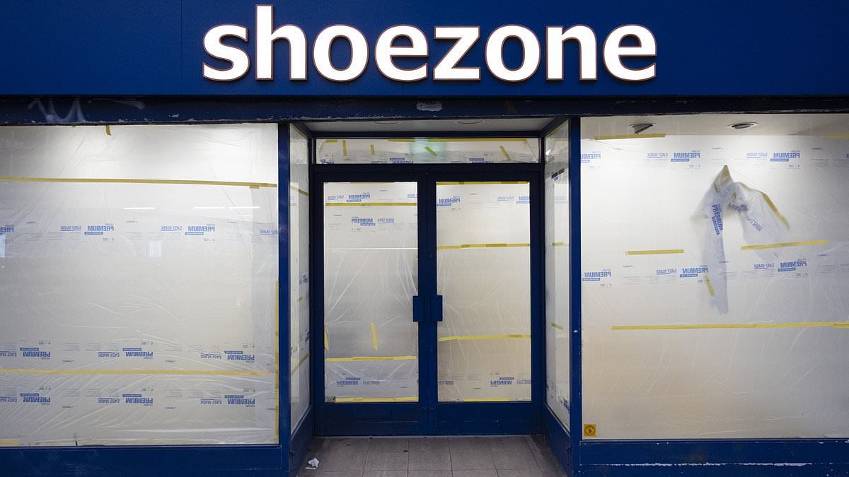 alert-–-massive-high-street-chain-with-297-stores-to-axe-‘unviable’-shop-locations-–-as-bosses-blame-labour’s-budget