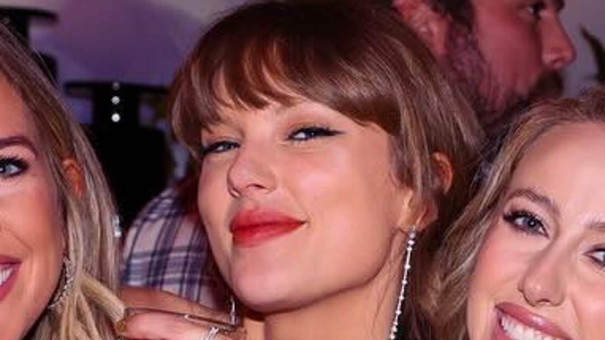 alert-–-taylor-swift-sparks-rumors-she’s-engaged-as-fans-spot-bizarre-detail-at-bash-with-travis-kelce