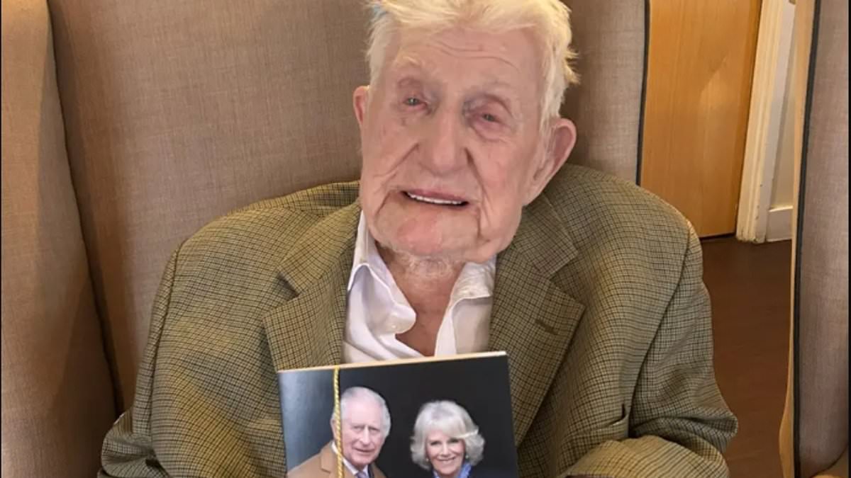 alert-–-britain’s-oldest-man-turns-110-–-and-celebrates-his-milestone-birthday-with-a-war-themed-party