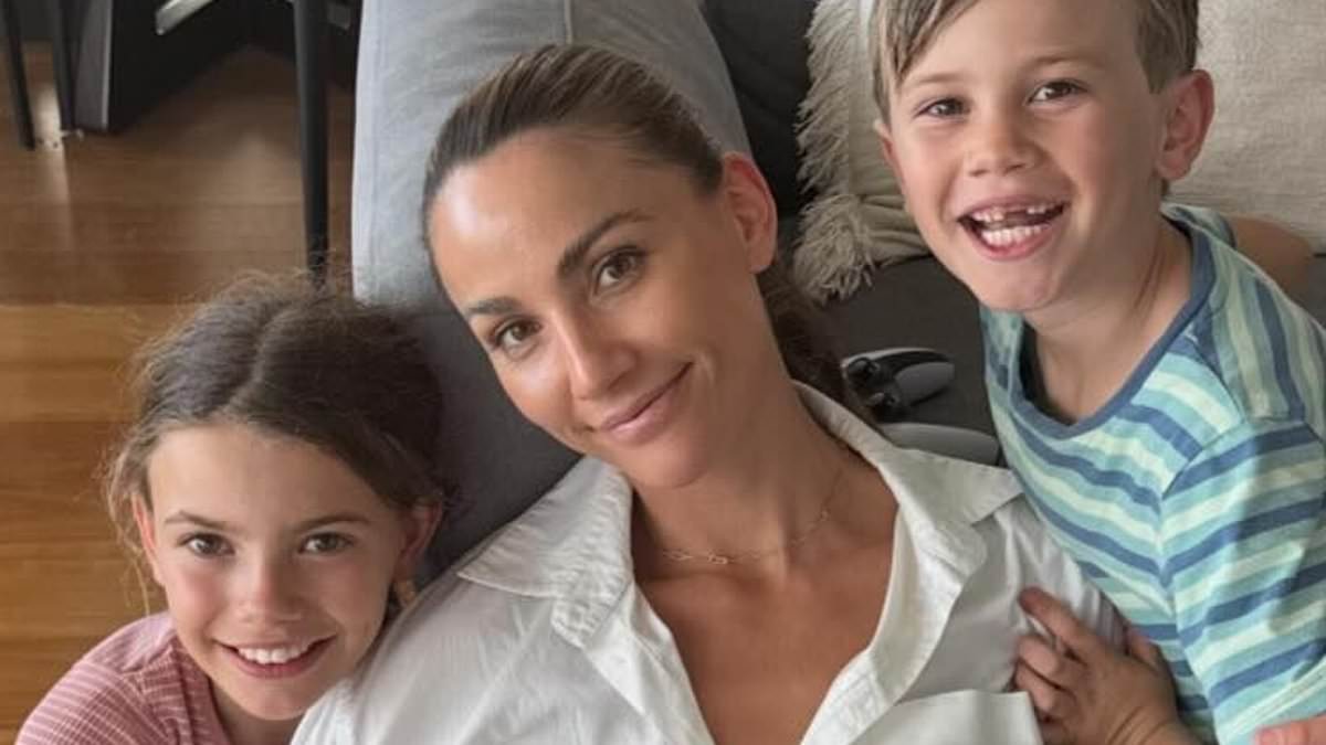 alert-–-rachael-finch-forces-her-children-to-exercise-on-christmas-morning-–-after-being-slammed-for-her-gruelling-workout-sessions