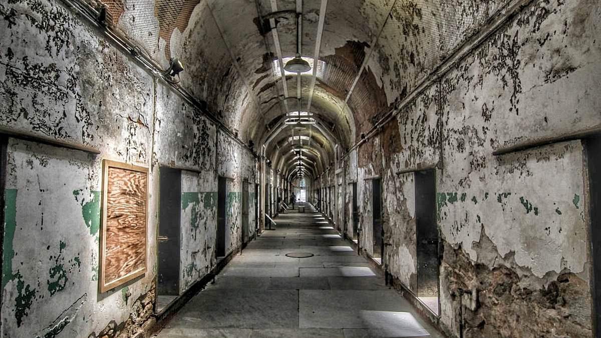 alert-–-the-world’s-most-haunted-hotspots-revealed:-from-hidden-streets-to-abandoned-prisons-–-and-the-hotel-which-inspired-the-shining