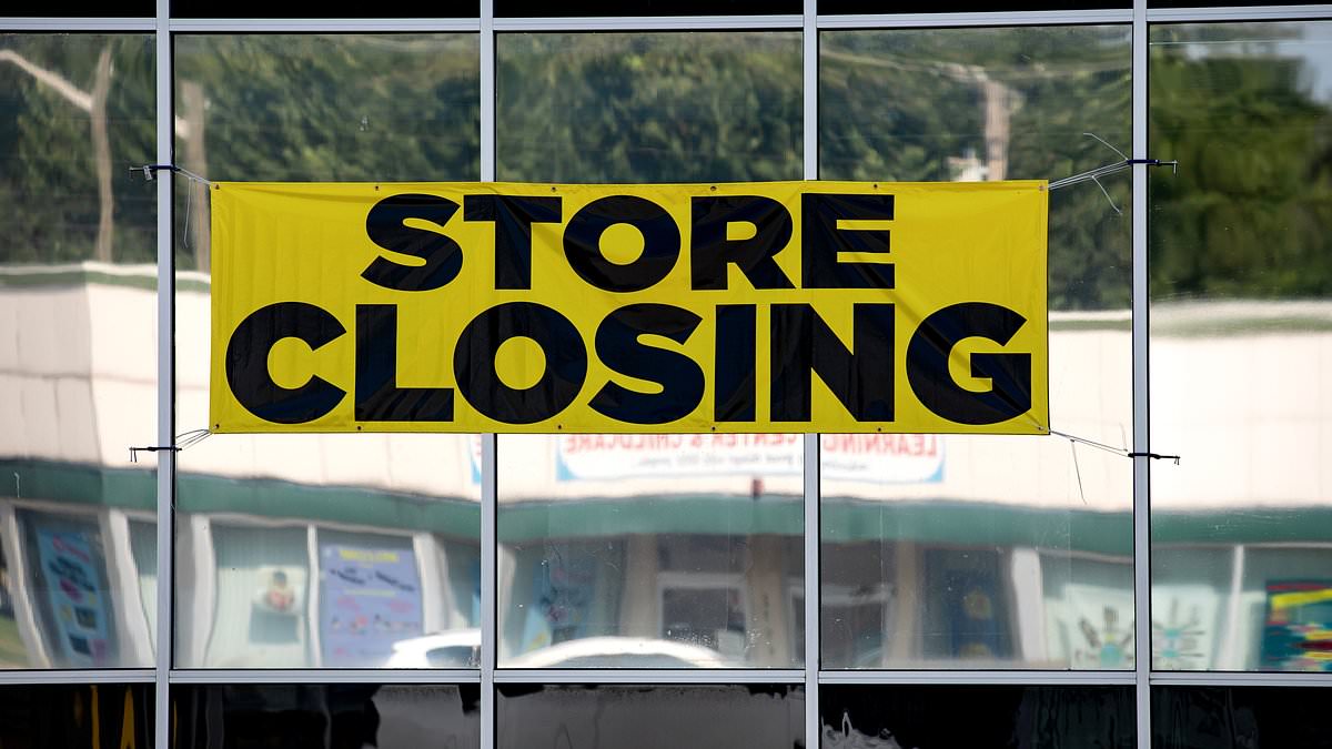 alert-–-big-lots-strikes-deal-with-gordon-brothers-to-keep-stores-open-after-bankruptcy-filing