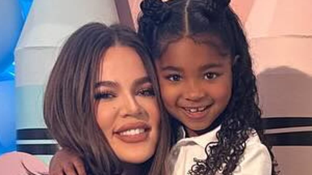 alert-–-khloe-kardashian-gives-update-on-daughter-true’s-illness-that-forced-them-to-skip-family-christmas-party