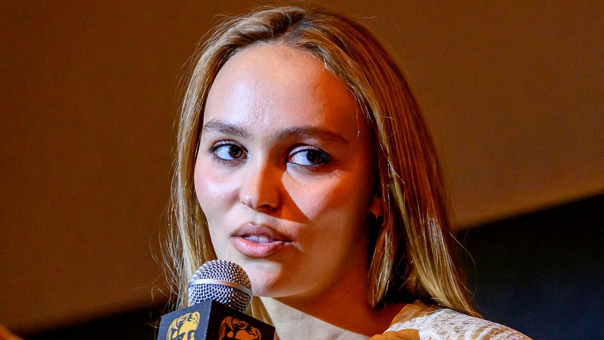 alert-–-johnny-depp’s-daughter-lily-rose-reveals-the-downsides-of-fame-ahead-of-the-release-of-her-new-film-nosferatu