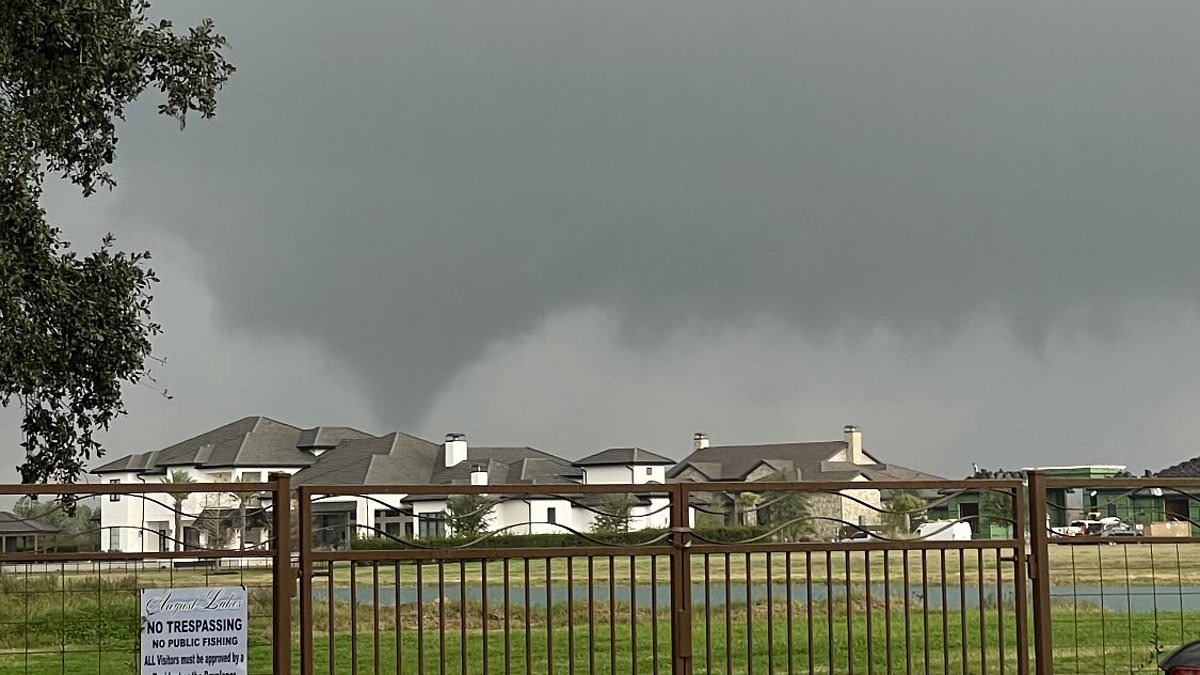 alert-–-one-person-dead-as-tornados-batter-southern-states-with-24million-under-threat-and-hundreds-of-flights-canceled