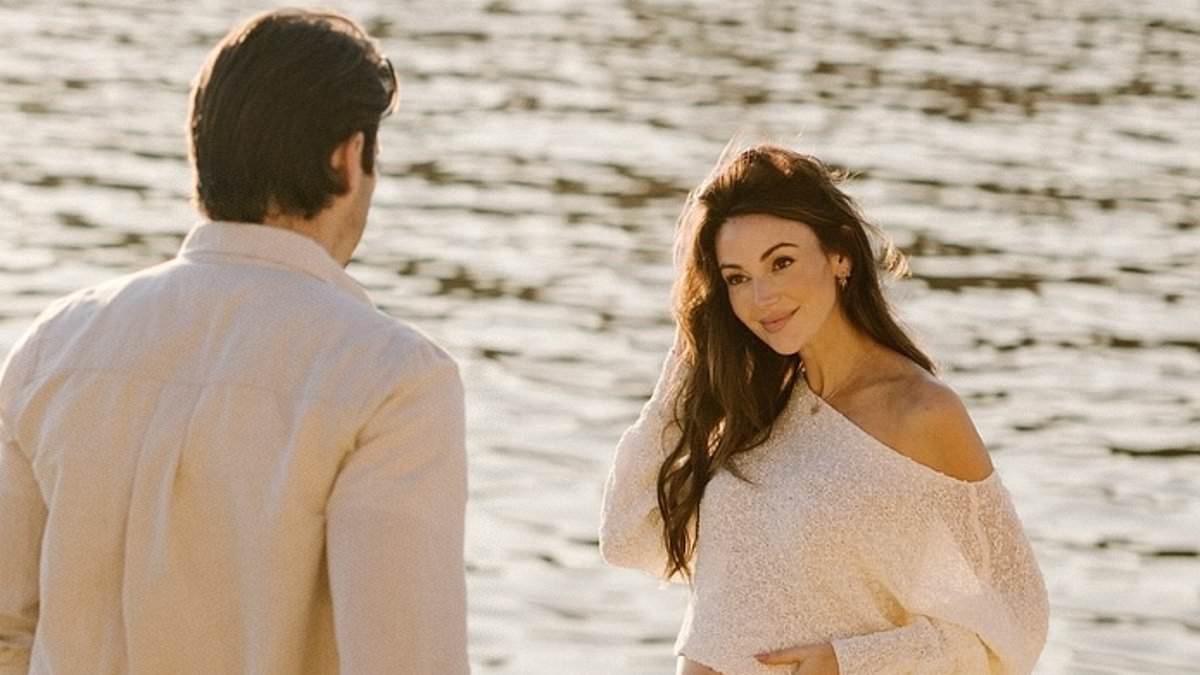 alert-–-the-secrets-behind-michelle-keegan-and-mark-wright’s-baby-photoshoot-revealed-as-couple-announce-they-are-expecting-their-first-child-with-stunning-beach-snap