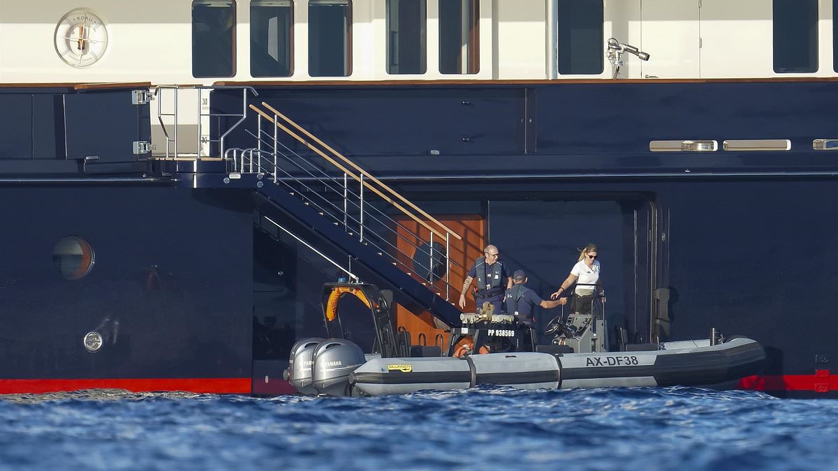 alert-–-moment-jeff-bezos-yacht-is-visited-by-cops-as-lauren-sanchez-frolics-on-deck