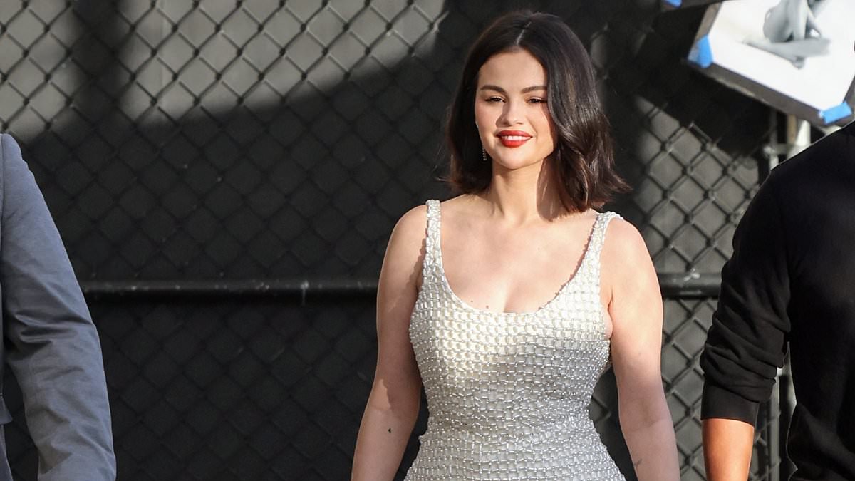 alert-–-selena-gomez-looks-leggy-in-chainmail-mini-dress-for-appearance-on-jimmy-kimmel-live!