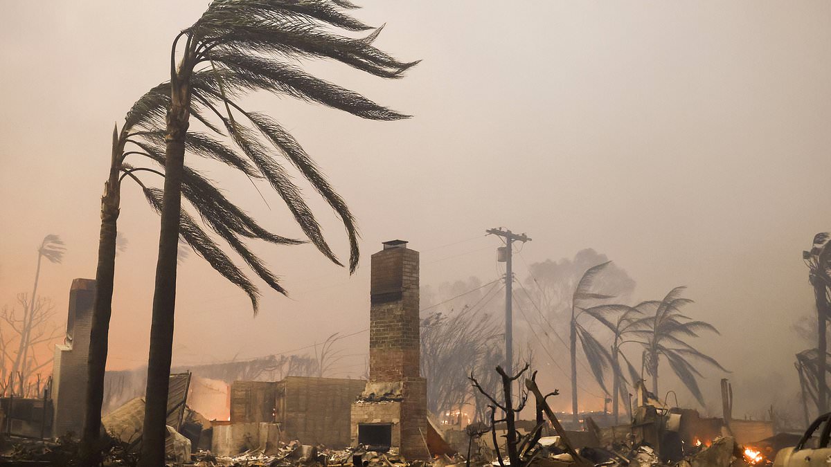 alert-–-pacific-palisades-fire-is-worst-ever-to-hit-los-angeles-as-‘hurricane-of-flames’-rages-on:-live-updates