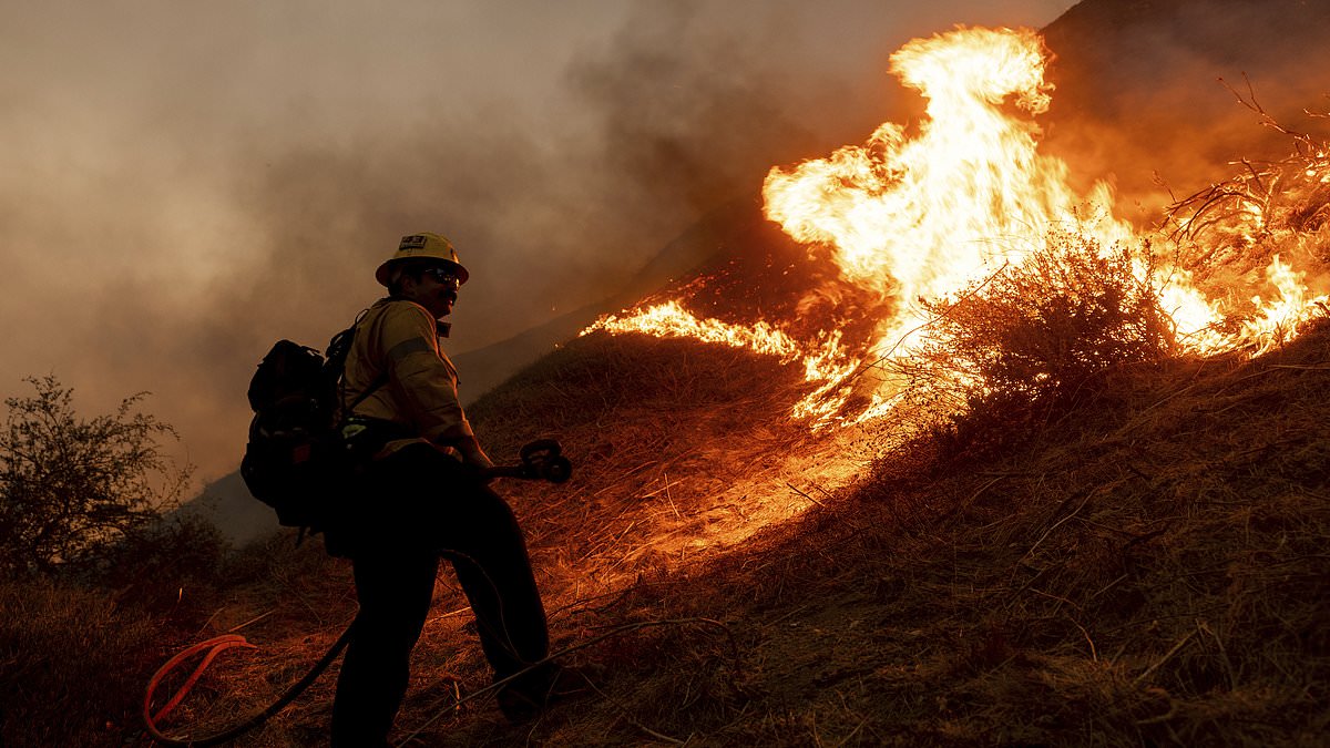 alert-–-furious-celebs-fuel-conspiracy-theory-about-devastating-la-fires –-as-henry-winkler-and-kourtney-kardashian-lead-outrage