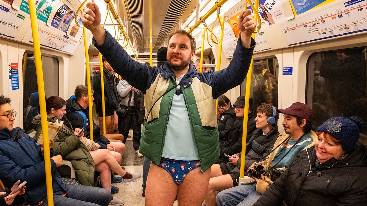 alert-–-londoners-strip-down-for-the-infamous no-trousers-tube-ride-with-dozens-braving-the-cold-with-bare-legs…-and-cheeks