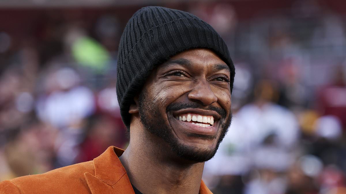 alert-–-ex-nfl-star-robert-griffin-iii-slammed-for-‘race-baiting’-over-controversial-post-about-justin-herbert