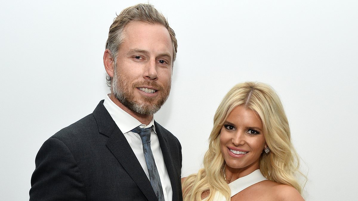 alert-–-jessica-simpson-and-husband-eric-johnson-split-after-10-years-as-she-hints-at-major-marriage-drama