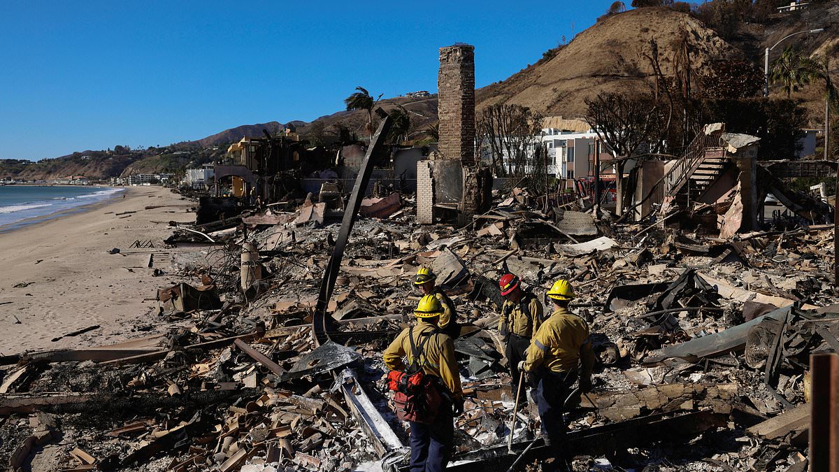 alert-–-la-residents-on-high-alert-as-extreme-weather-conditions-threaten-to-spark-more-flames-–-jay-leno-and-celebs-react:-‘an-entire-city-wiped-out’