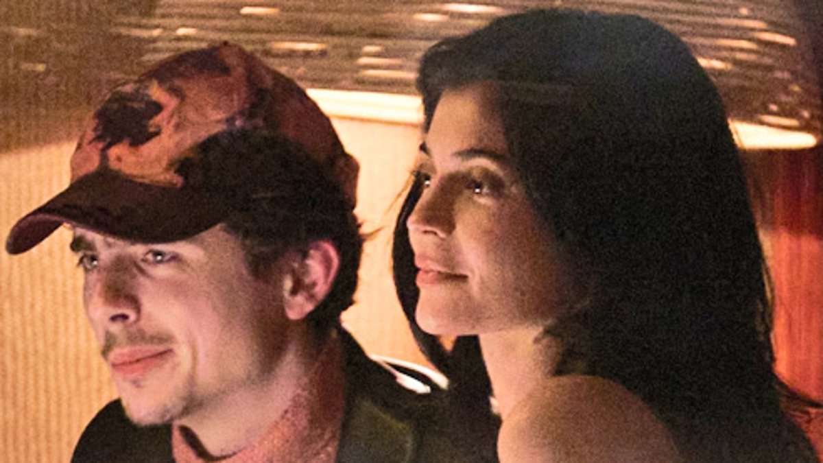 alert-–-timothee-chalamet-and-a-glamorous-kylie-jenner-wine-and-dine-at-upscale-paris-restaurant-as-they-go-more-public-with-their-romance-–-after-reuniting-in-the-city-of-love-during-his-whirlwind-promotional-tour