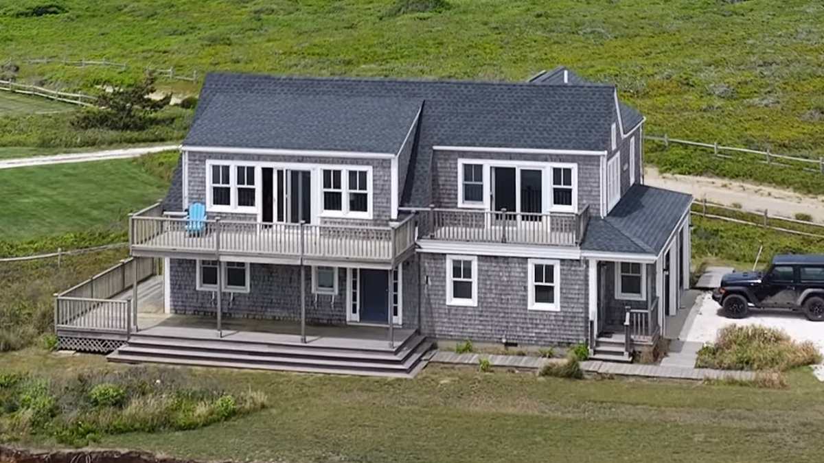 alert-–-millionaire-who-bought-$2m-nantucket-beach-house-for-just-$200k-reveals-why-it-was-a-‘terrible-investment’