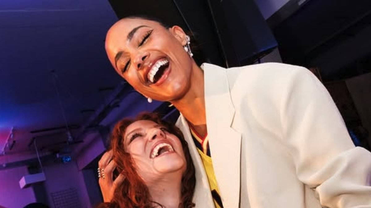 alert-–-alex-scott-and-devoted-girlfriend-jess-glynne-put-on-a-loved-up-display-as-they-celebrate-the-ex-footballer-being-initiated-into-sports-hall-of-fame