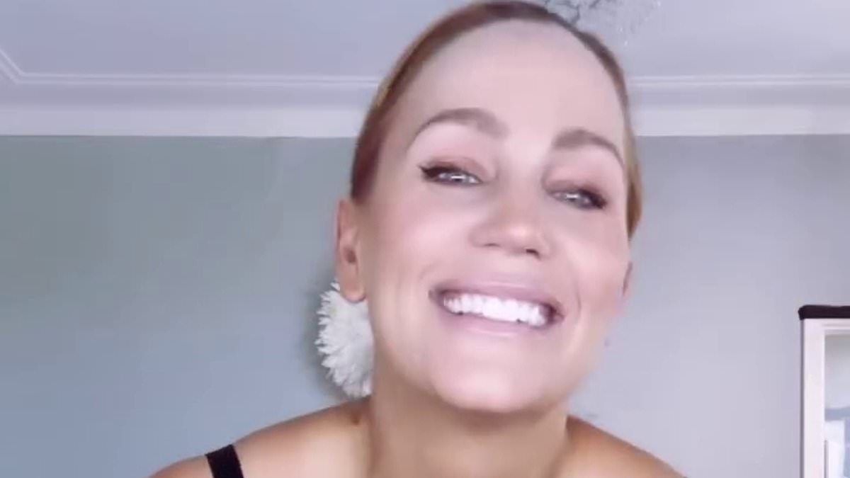 alert-–-married-at-first-sight-star-jules-robinson-shares-candid-video-of-her-post-baby-body-as-she-gives-her-fans-the-ultimate-beauty-tip-for-‘mum-tums’