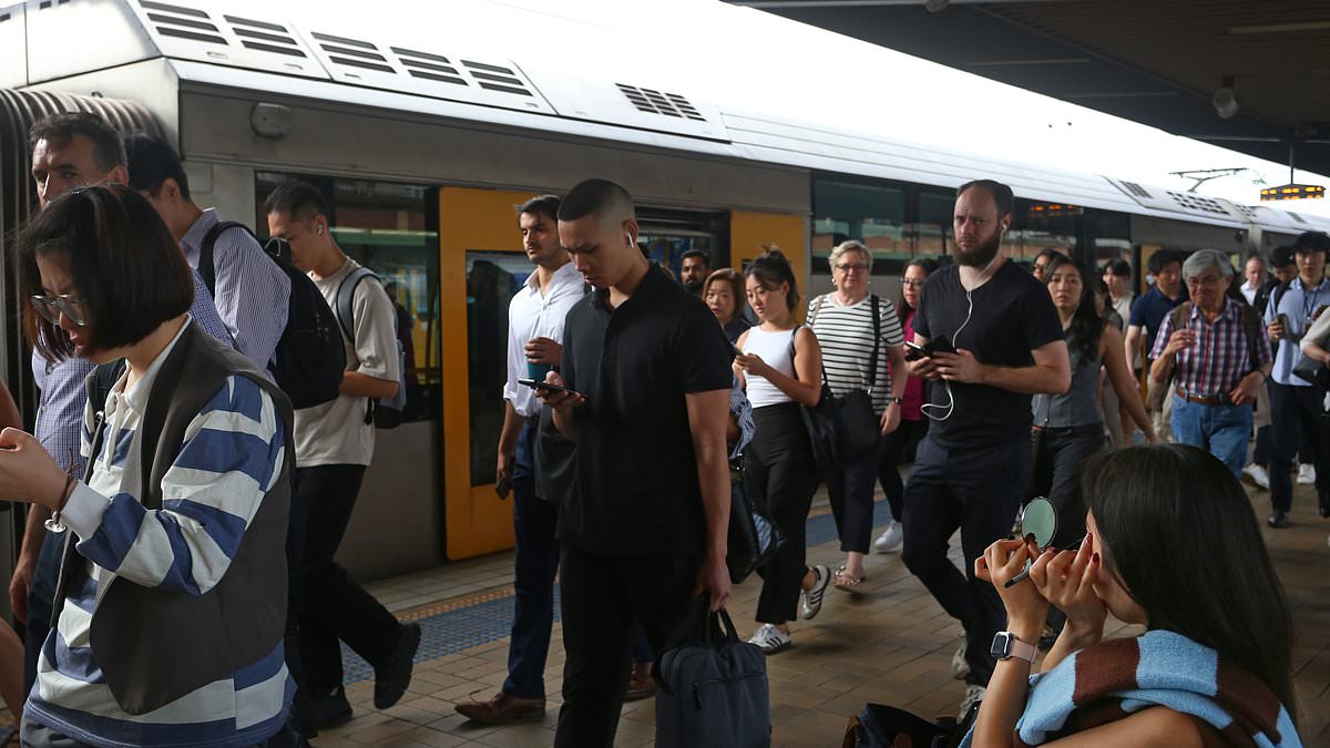 alert-–-major-update-for-sydney-commuters-as-rail-unions-abandon-plans-for-industrial-action-affecting-millions