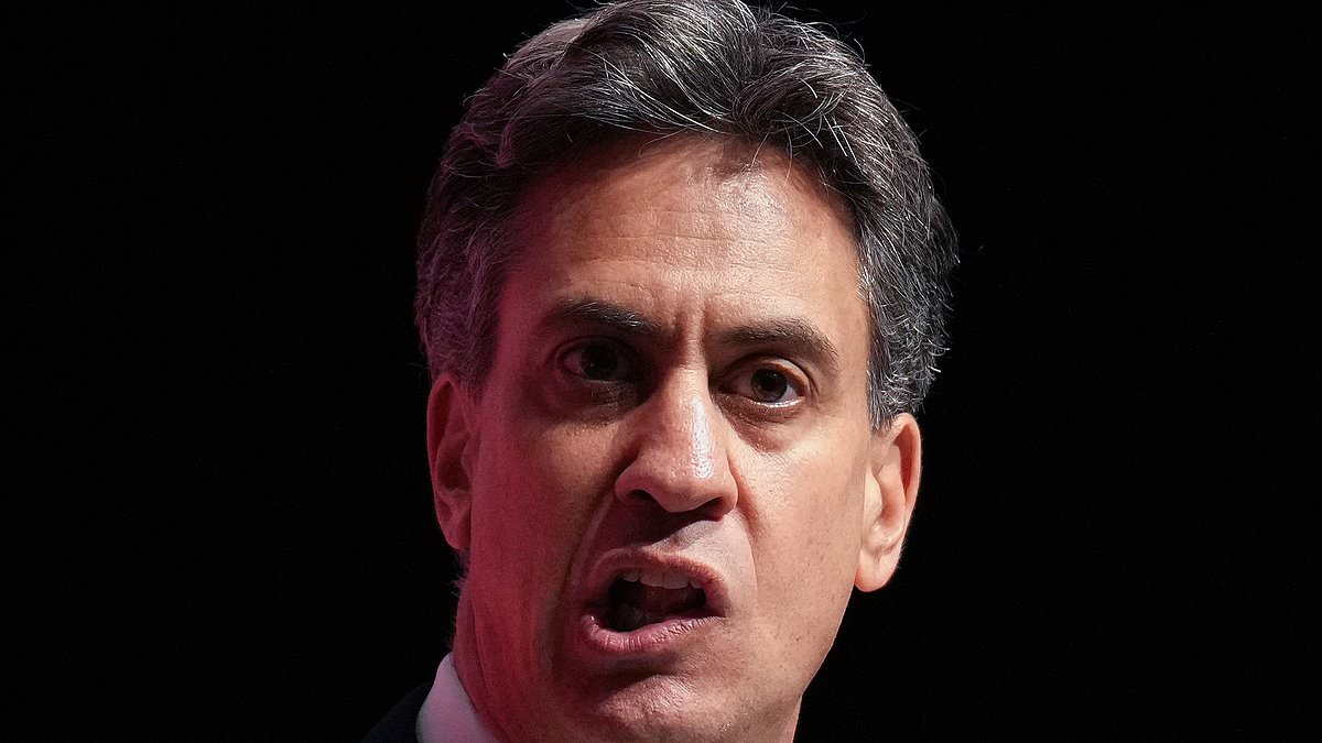 alert-–-ed-miliband-says-he-will-not-resign-if-labour-government-back-plans-for-a-third-runway-at-heathrow-airport