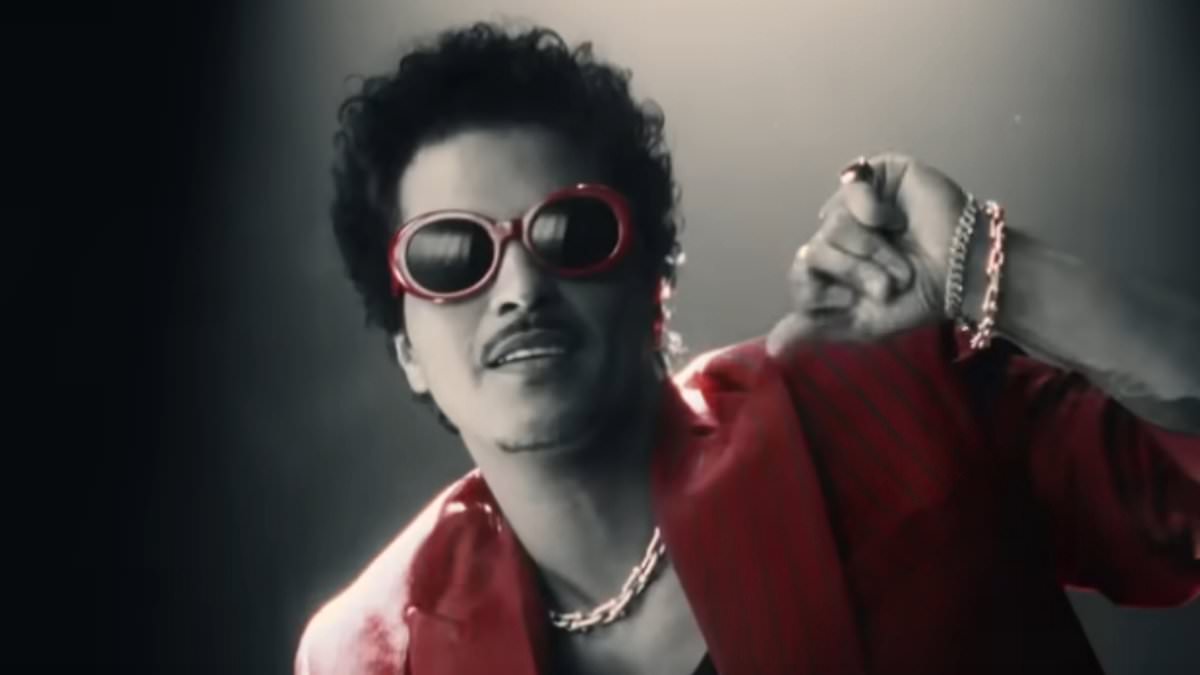 alert-–-bruno-mars-fans-appalled-over-x-rated-new-‘strip-club-anthem’-song-with-rapper-sexyy-red