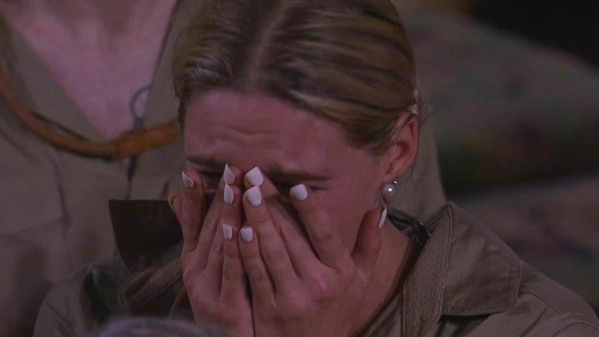 alert-–-shayna-jack-breaks-down-in-tears-on-i’m-a-celebrity-after-receiving-shock-news:-‘i-never-thought-i-would-get-to-this-point’