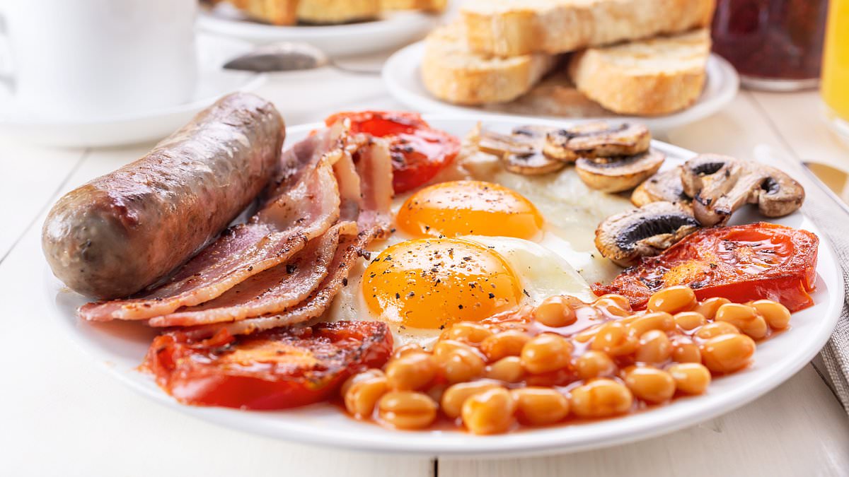 alert-–-can-a-full-english-breakfast-really-be-healthier-than-a-yoghurt-and-granola?