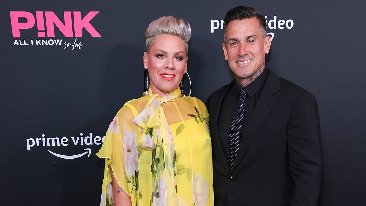 alert-–-pink-called-husband-carey-hart-an-‘idiot’-for-competing-on-fox’s-special-forces